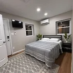 Cozy Cottage Flexible Stay